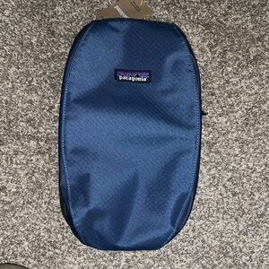 Patagonia Blue Men's black hole cube 6L